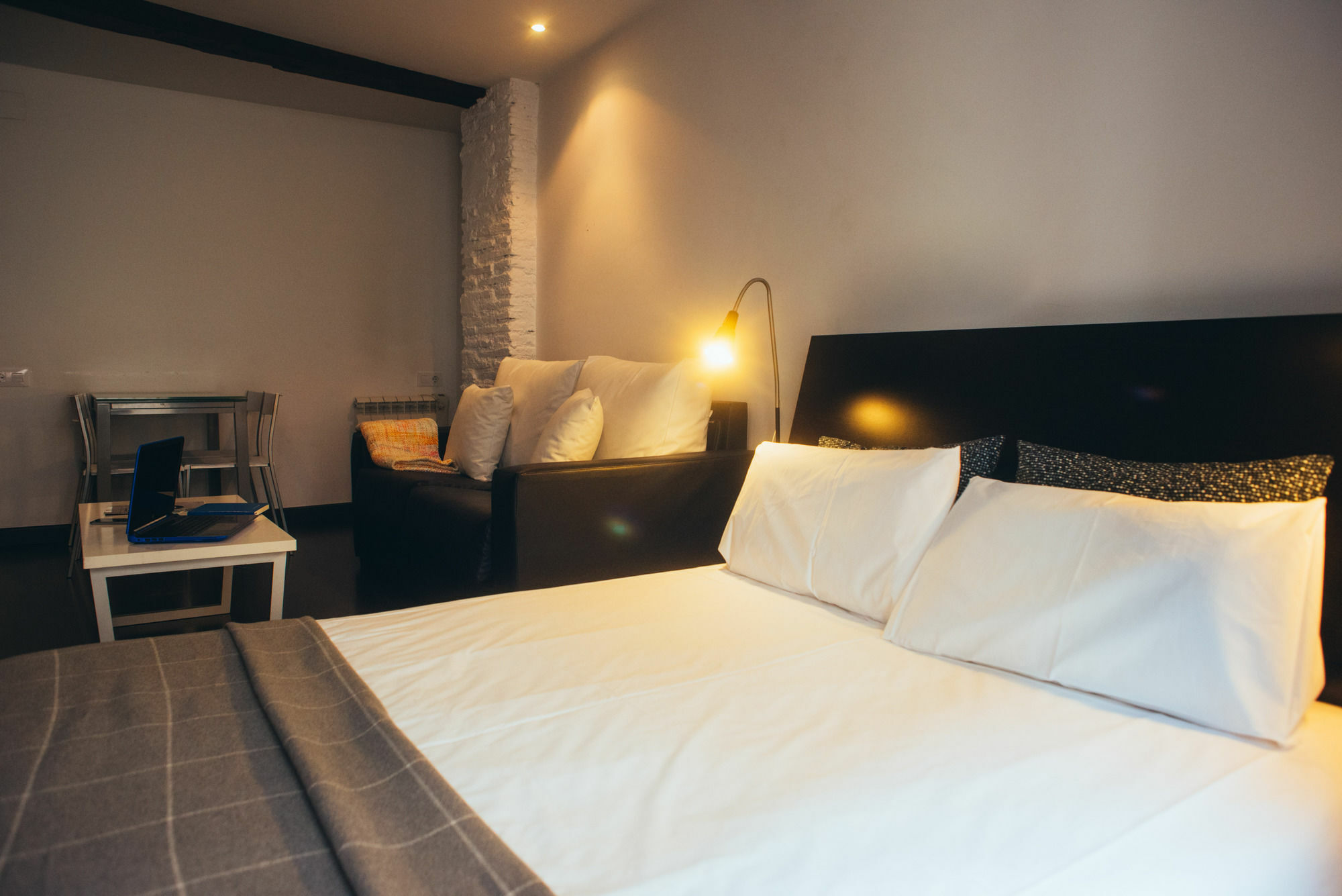 Apartamentos Logroño Exterior foto